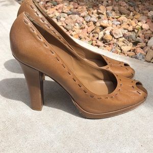 Via Spiga tan heels